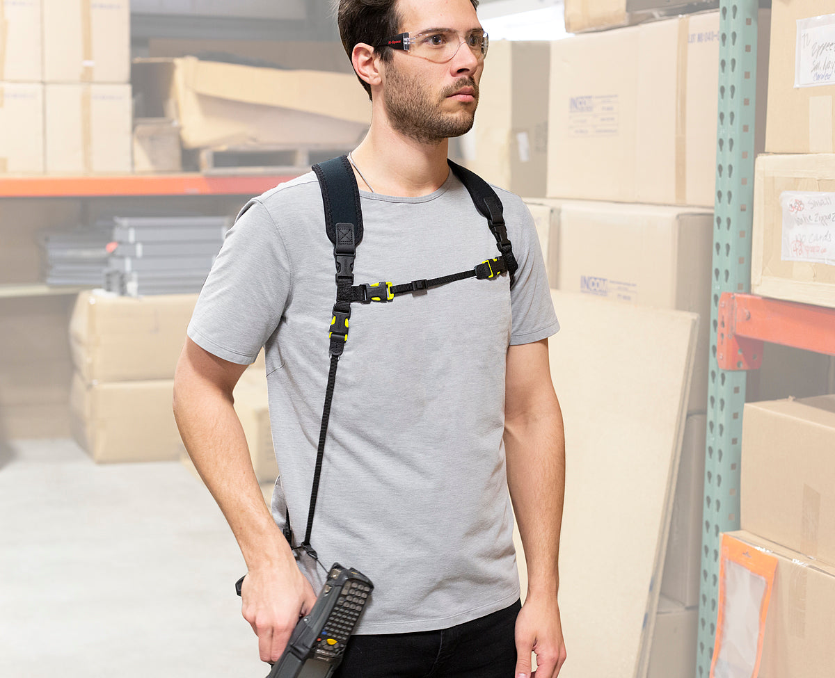 The Comfort Harness Webbing Single harness allows you to wear a scanner or other device comfortably and safely.